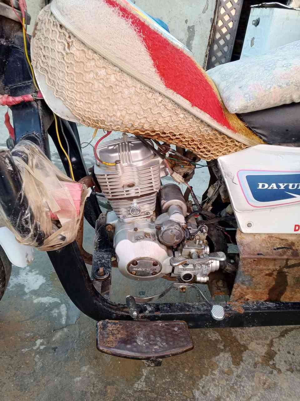 سلام عليكم ستوته البيع موديل 16اوراق اصولي جاهزه من كلشي مكانك شطره سعر مليون 250        ***********
