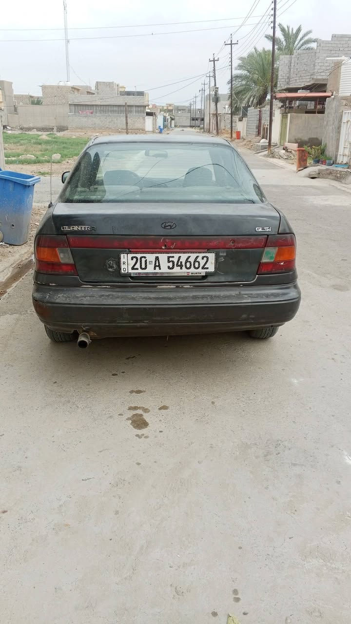 سيارة النترا مسطرة موديل 1992 رقم ديالى انكليزي هزة جديدة بسمي تريد ثلج 🥶 كهرباء كلها شغالة كير عادي محرك خير من الله  السعر23 وبيها مجال العنوان محافظة ديالى رقم تلفون ‏‪***********‬‏
