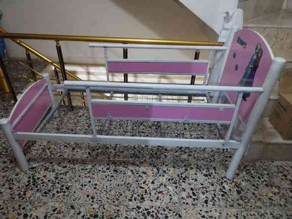 جربايه اطفال مستعملة نضيفه عنوان الخطيب الزراعي السعر ٤٠ الف *********** وتساب
