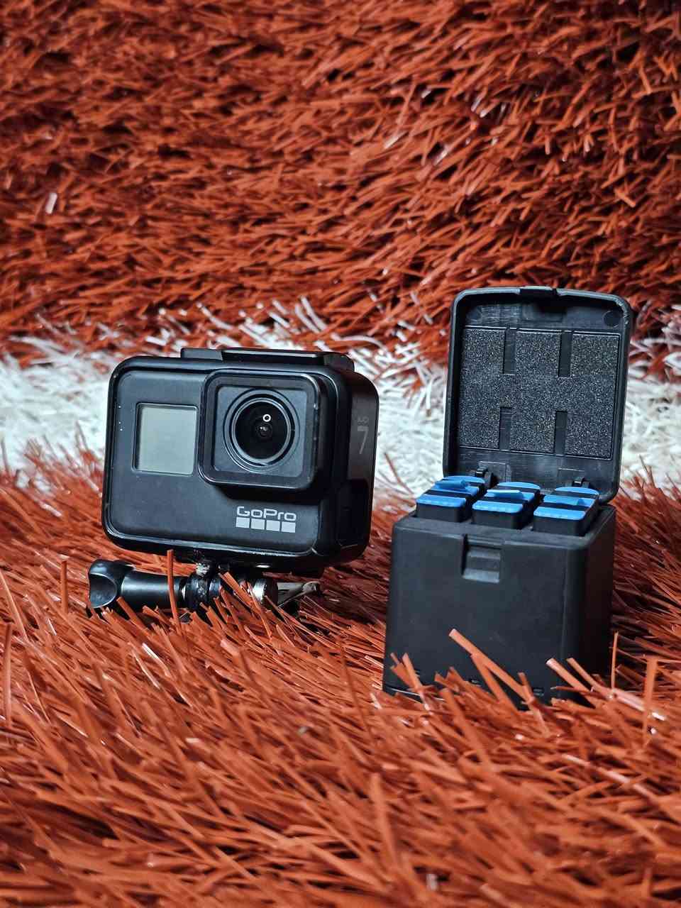 كاميرا Gopro 7 Black
نظيفة جدًا
مع كرتونها
3 بطاريات + قاعدة شحن
كيبل شحن
كارت ريدر
...
السعر خاص 
للتواصل والحجز على الواتساب
***********
