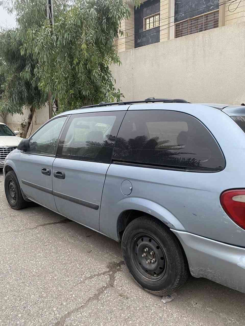 دوج كرفان 2005
محرك 3300بي صرف 
كير شرط تحكمات ستيرن 
شاصي طويل 3قطع تبريد 
سيارة حلوة وجاهزة 
رقم جديد شرط التحويل 
استفسار اكثر 
***********
***********
