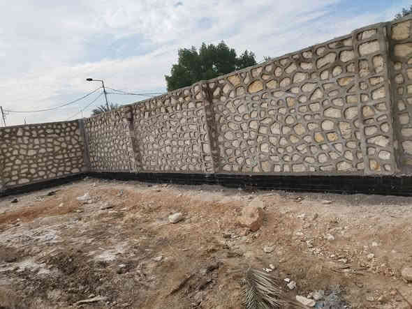 بناء حجر أساسات رصف ارصفه بحيرات 
سياجات بيوت 
لبخ درجه اولى 
بناء بلوك كادر متخصص نعمل في جميع المحافضات 
مكانه نجف 
***********
