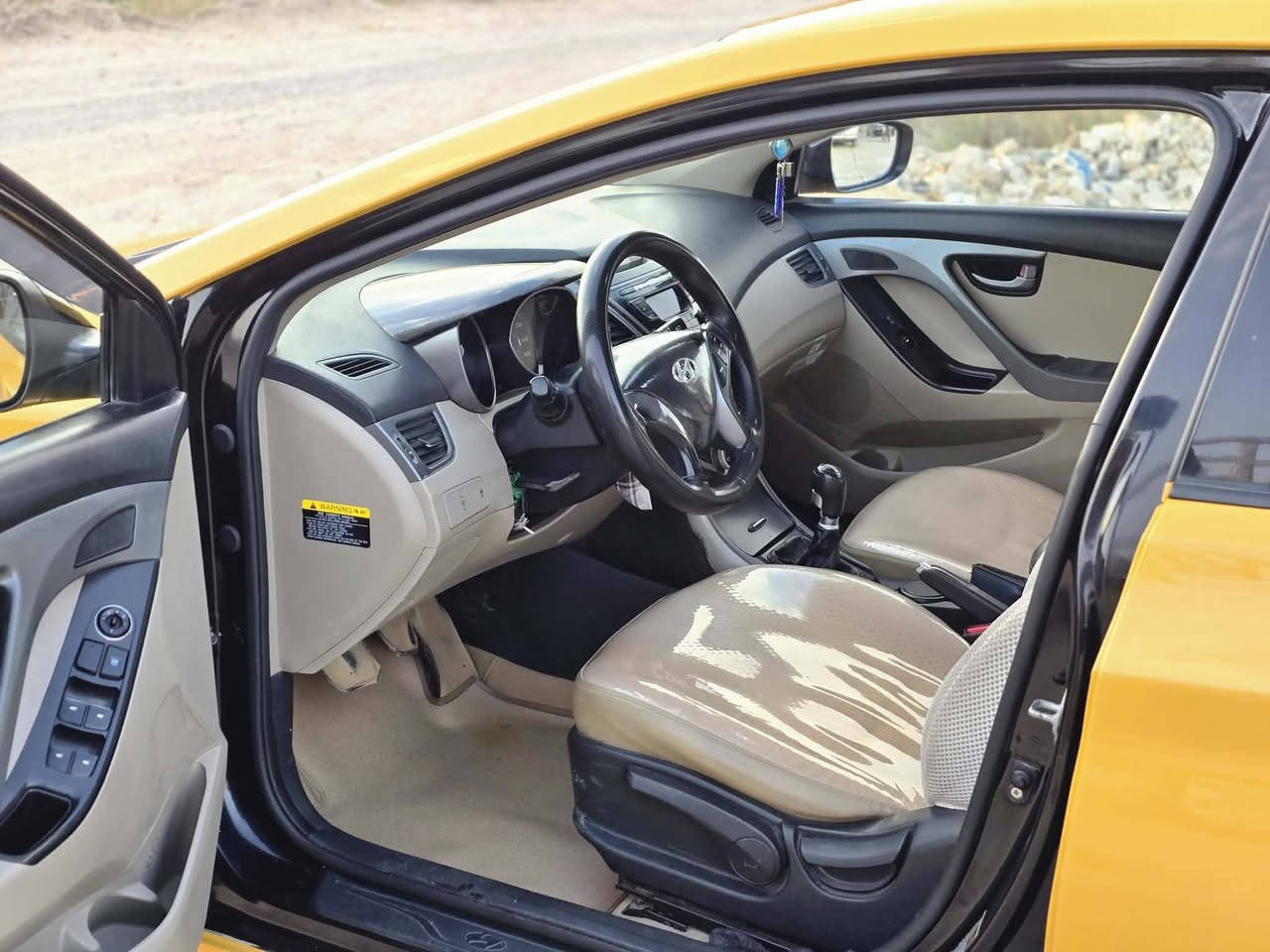 سلام عليكم
النترا 2016 كير عادي 

سياره وارد كندي سياره بدون حادث بس فتح قطع فقط 
سياره مكينه كير تبريد خير من الله 
سونرها وياها 
ونطخت عندي بالباب الامامي الصدر فقط 
السعر 110$ وبيه مجال 
مكاني ناحيه الوحده قرب مجمع بسمايه 
***********
