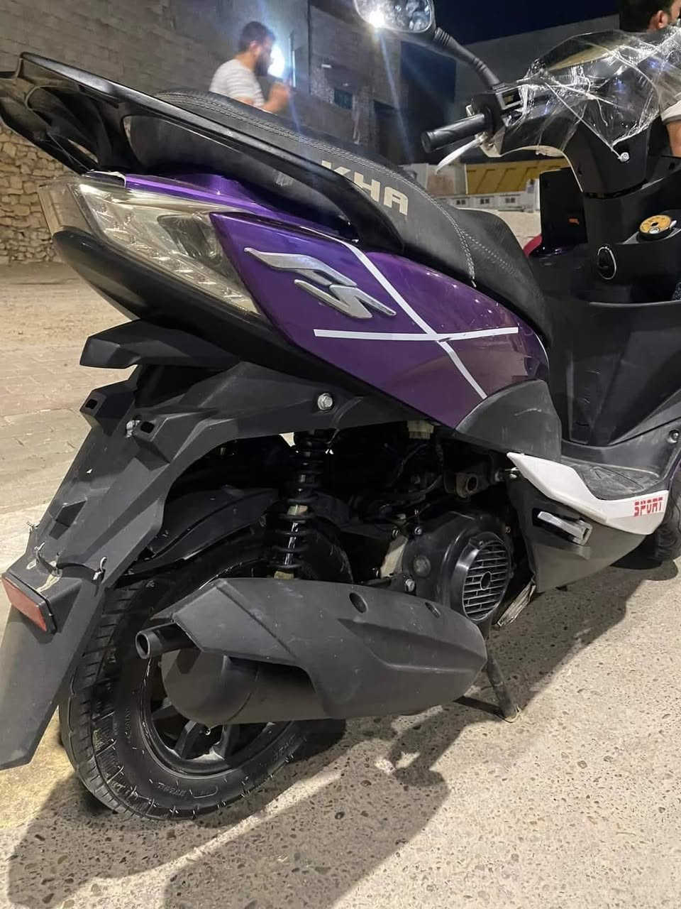 السلام عليكم شباب
دراجة FSموديل 22محرك نظيف كهربائيات شغاله نگره صلف للبيع ب 375
الشراي يتصل على هذا الرقم ***********
