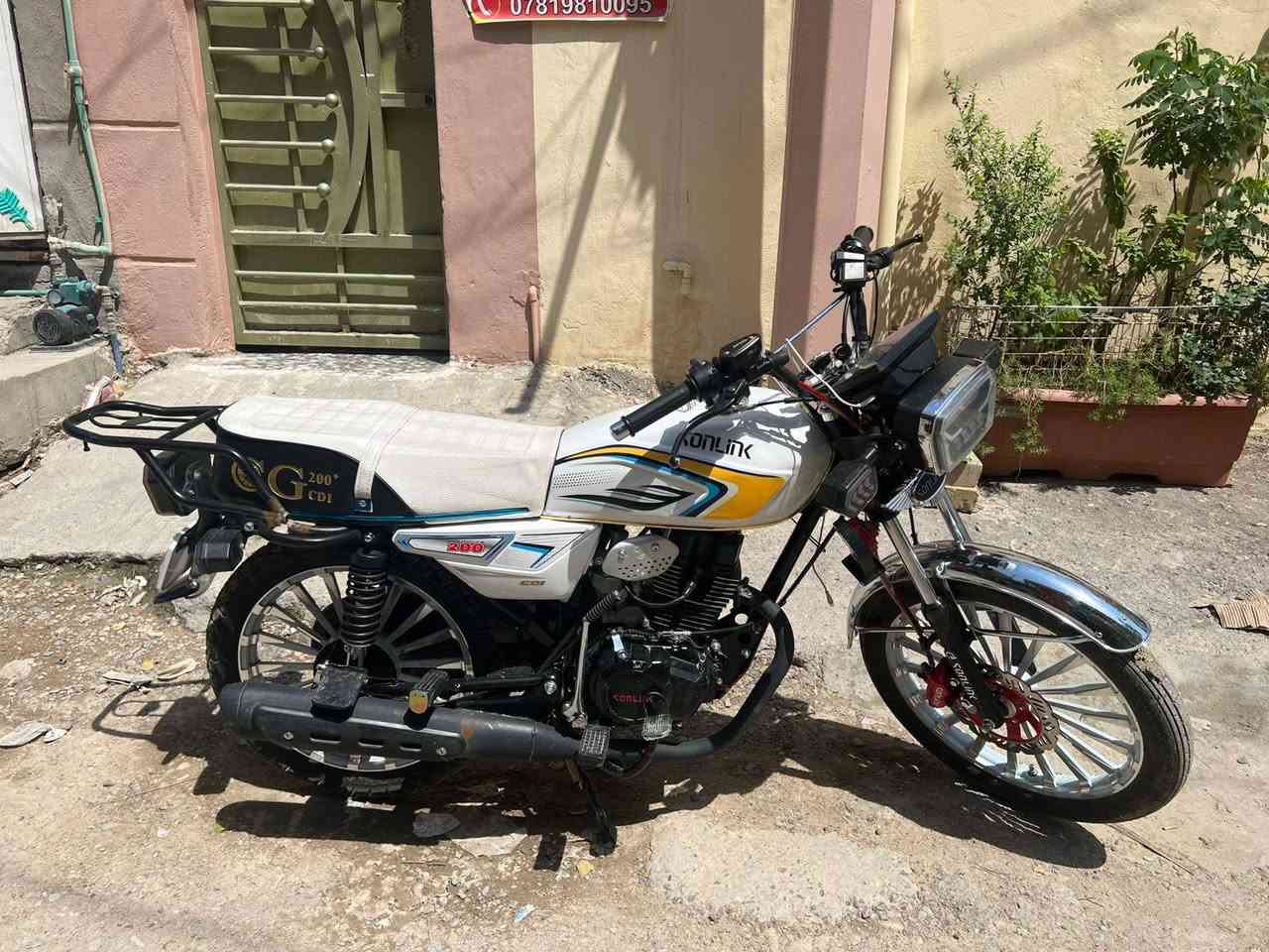سلام عليكم دراجه سونك 200cc ضاغطه وزنجيل مكينه دايون خمس نمر تشغيل عن بعد قفل حساس مكينه مكفوله دراجه جديده موديل 2025 منزلها من شركه بشهر 2 ممشاها 7الآف سويجين بصمتين اي نقص مابيها السعر 950 بيها مجال بسيط


**إذا كنت صاحب هذا الإعلان وتريد حذفه لأي سبب، رجاءا أرسل رسالة إلى الدعم الفني**