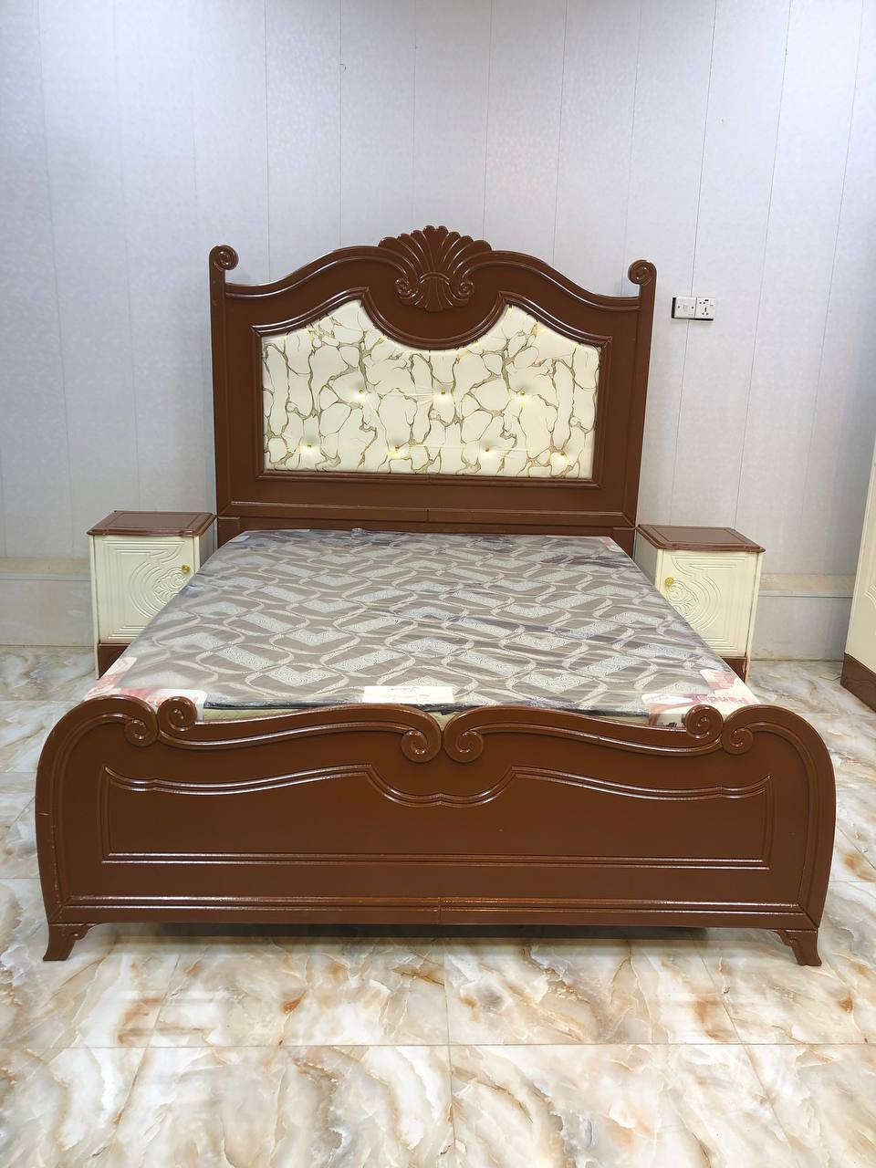 متوفرات للبيع للحجز خاص


**إذا كنت صاحب هذا الإعلان وتريد حذفه لأي سبب، رجاءا أرسل رسالة إلى الدعم الفني**