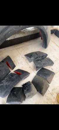 للبيع وايد بدي وياه قطع اضافيه كبار وزغار السعر 225 قفل 07703334224