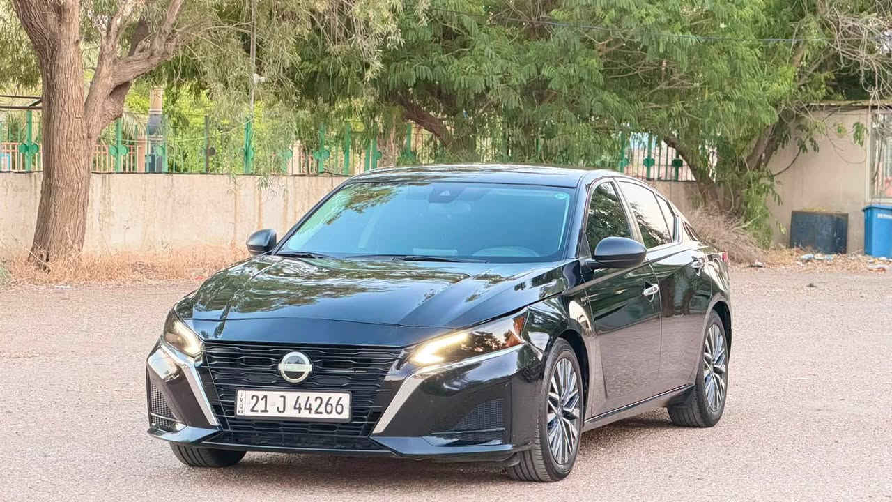 سلام عليكم
للبيع 
نيسان التيما 
موديل 2024
مواصفات SV
بصمه 
بصمه ابواب 
شاشه 
كامره 
كشن كهربائي 
ايرباك سستم 

سياره بيه جاملغ وبنيد صبغ بدون دواخل
سعر 144 وبي مجال 
مكان السيارة دياله خانقين 
اي استفسار ***********
