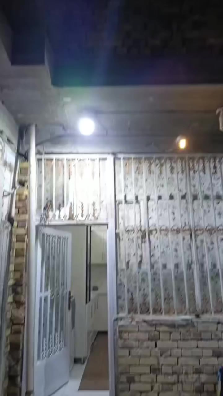 السلام عليكم ورحمه الله
بيت للبيع بناء جديد مساحته 250م بناء درجه اولى يحتوي ع 3غرف نوم وهول وصاله ومطبخ وسطحين وحديقه جبيره 
#حله 
ابو خستاوي


**إذا كنت صاحب هذا الإعلان وتريد حذفه لأي سبب، رجاءا أرسل رسالة إلى الدعم الفني**