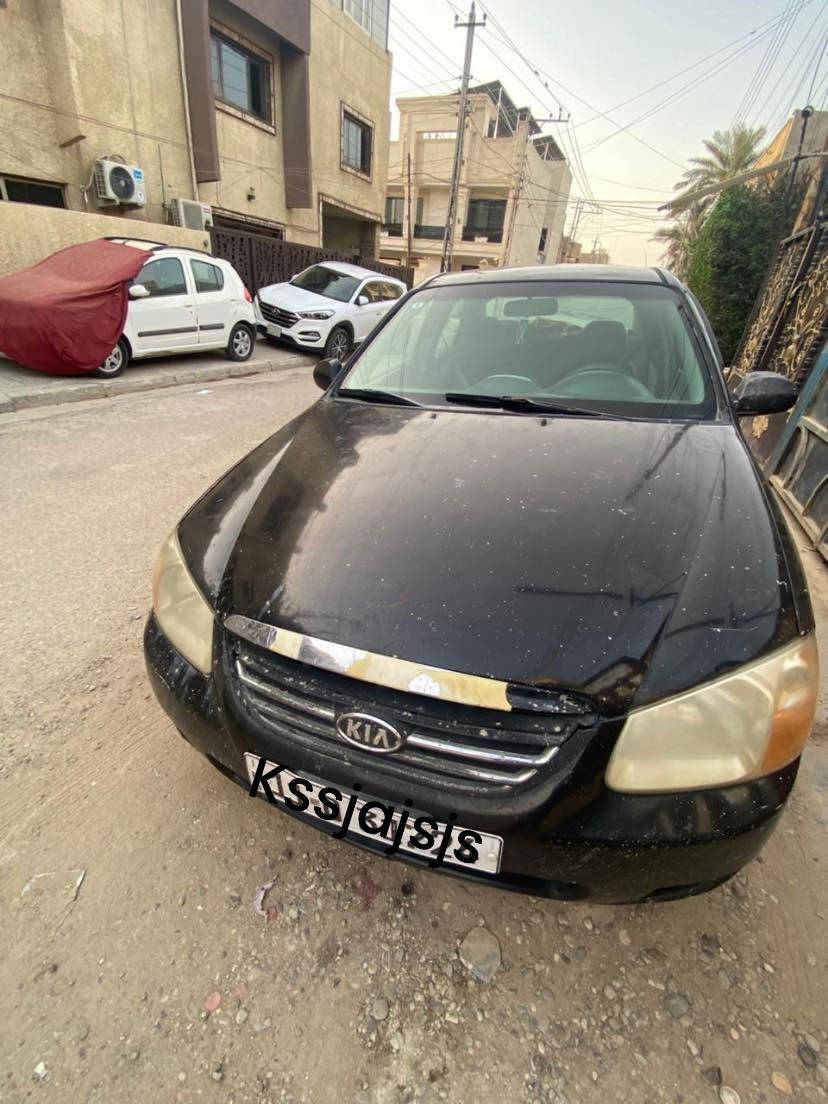 كيا سبكترا ٢٠٠٧ 
مكينه ٢٠٠٠ بيها صوت 
تبريد شغال 
سنويه بسمي رقم بغداد نكليزي ثاني يوم احولك 
سعر ٦٣ وبيها مجال للشراي وترهم مراوس النترا مقدس واتفاق ع فرق


**إذا كنت صاحب هذا الإعلان وتريد حذفه لأي سبب، رجاءا أرسل رسالة إلى الدعم الفني**
