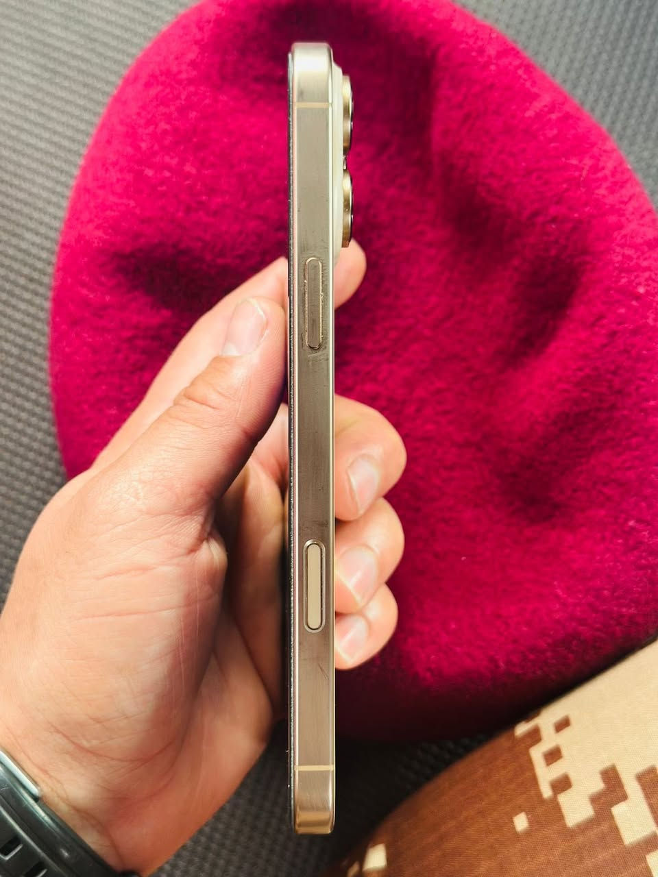 16 بروماكس بطارية 100 مشحون 139 تك شريحة شرق اوسط الجهاز كلش جديد كارتونته وكيبله الاصلي ويا شرط الفحص وانطيك ويا ضمان
***********
مكاني سماوة وعندي توصيل
