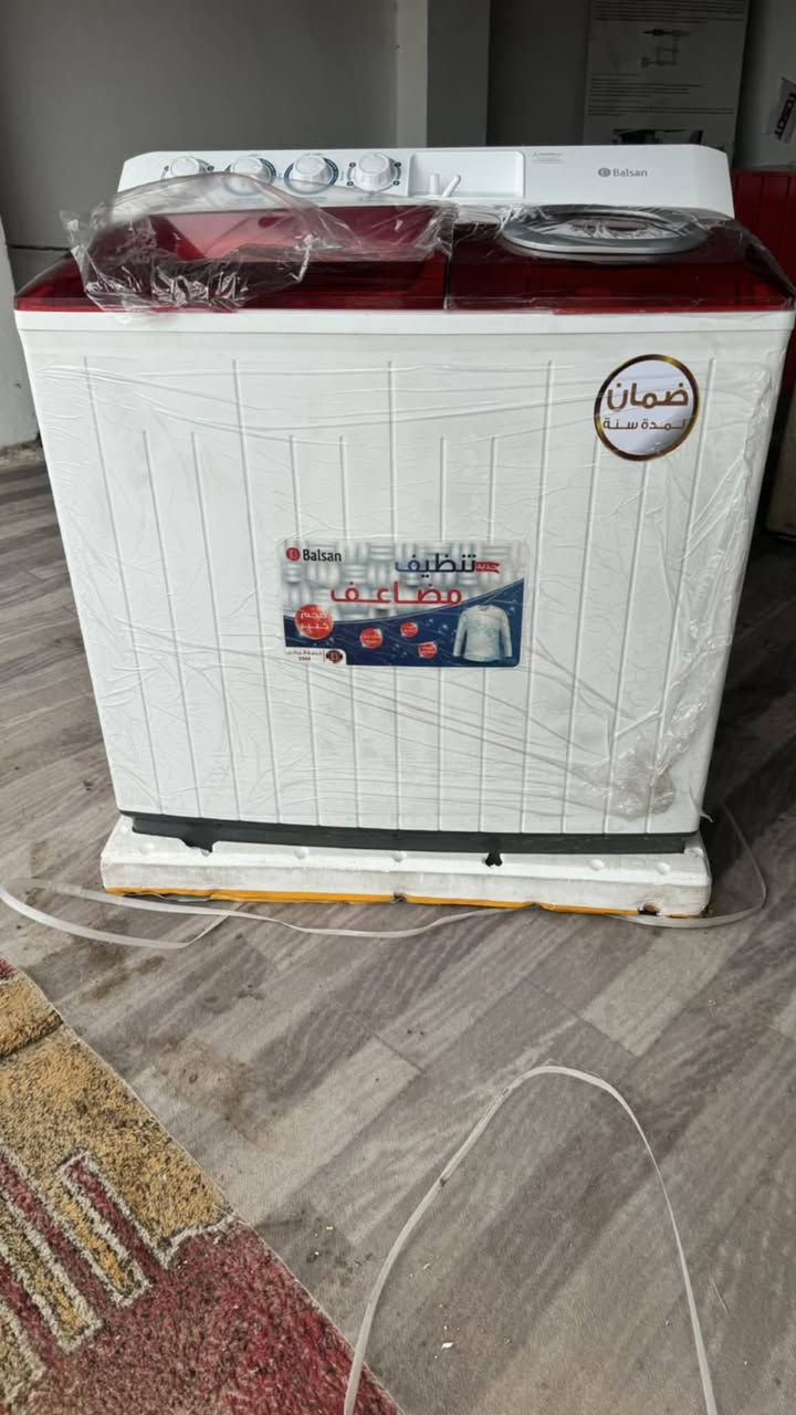 السلام عليكم غسالات بيهن ضرر بسيط بل كفر الخارجي سو تحميل بيهن ضمان سنه بعدهن جدد بل كارتون  عدد 2 جدد غير مستخدم سعر ال 14 كيلو 225 
وال 11 كيلو 175 
مع ضرر بسيط اسفل الرجل بسس سوء التحميل مع ضمان سنه من تاريخ البيع عنوان  بابل قضاء القاسم الرقم ***********
