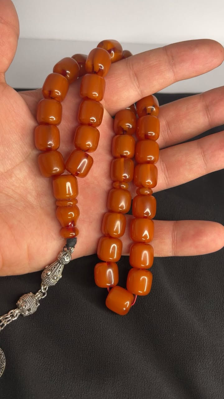 فاتوران مراوح انتيك
الوزن 73غرام 
33حبة 
للحجز تواصل خاص او واتساب***********
يوجد توصيل جميع محافظات العراق 
.
