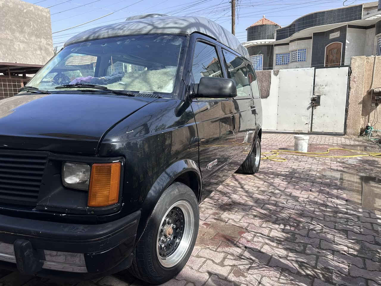 شفر ليت استرو 1994سياحي بلاد 
كير محرك بلاد 
رقم دولي جديد هزه جديده باسمي 
مكاني بصرة هـ***********
السعر 57
