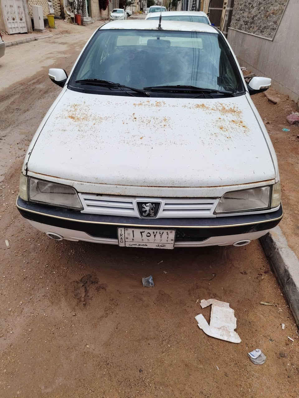 السلام عليكم عيدكم مبارك مثل ما واضح بالصورة بيجو روى للبيع كير ومحرك خير من اللة مكان نجف حي الحسين السعر 18 وبيها مجال حك الجية التواصل علة الرقم *********** والمداور ثاني يوم
