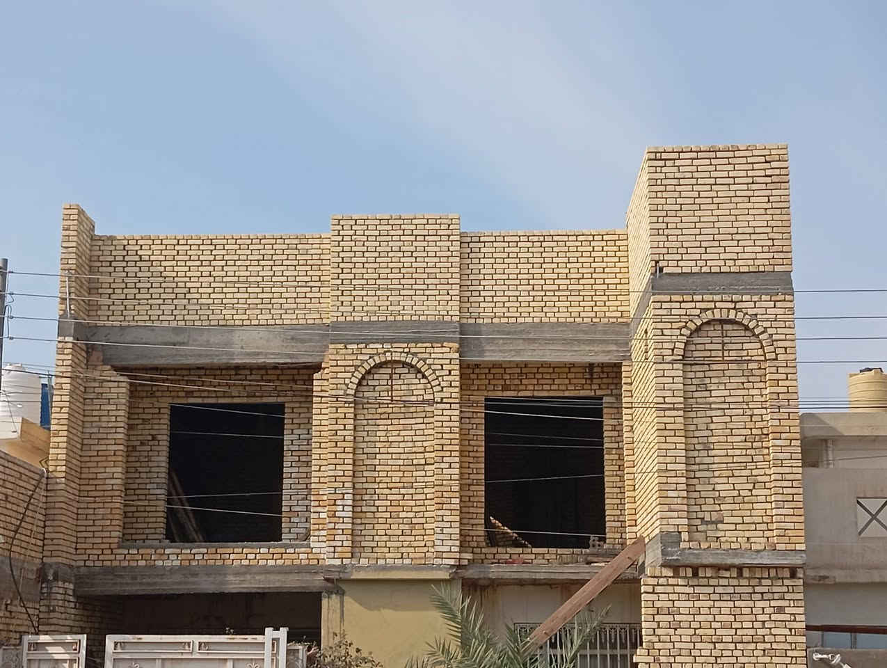 خلفه بناء طابوك فرمستون متفرغ حالين شغلي قطعي وبل يومية عنوان ناصرية مركز رقم الهاتف***********
