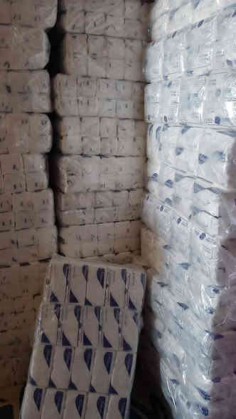 السلام عليكم 
متوفر لدينا كلنس باله بيهه ٤٠ جيس 
سعر ب١٤ ملاحظه توصيل فقط 
***********للحجز وات ساب مزنجر
