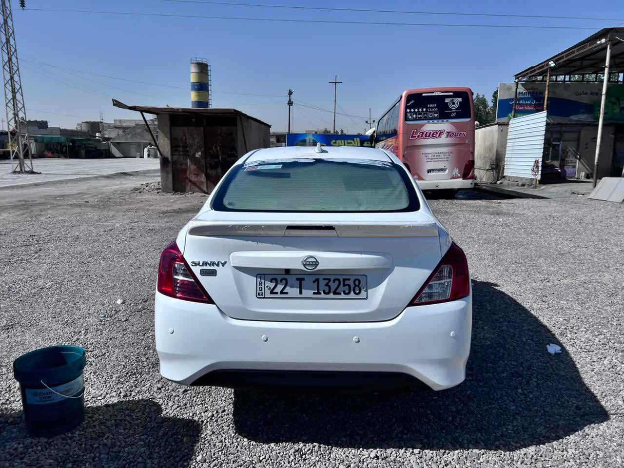 السلام عليكم اخواني الطيبين نسيان صني هندي 2024 فول ومكفول كفاله عامه عدا هاي الطخه الموجوده بالصوره والباقي كفاله عامه من كلشي السياره جاهزه ربع دينار ما تصرف عليها رقم أصوليات جاهزه وكاله بأسمك وسعرها 125وبيها مجال بسيط 
*********** متواجد واتساب واتصال وانا بالخدمه الماعنده ياخذها ويروح
