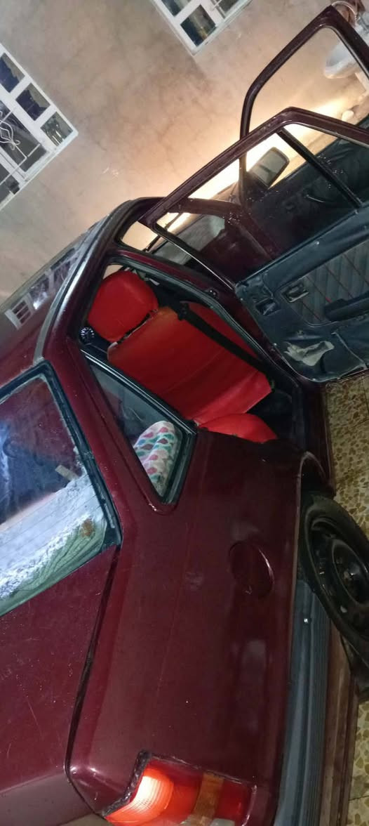 السلام وعليكم سياره للبيع نوعيه كاديت موديل 91 العنوان موصل السعر 31وبي مجال رقم الهاتف ***********
