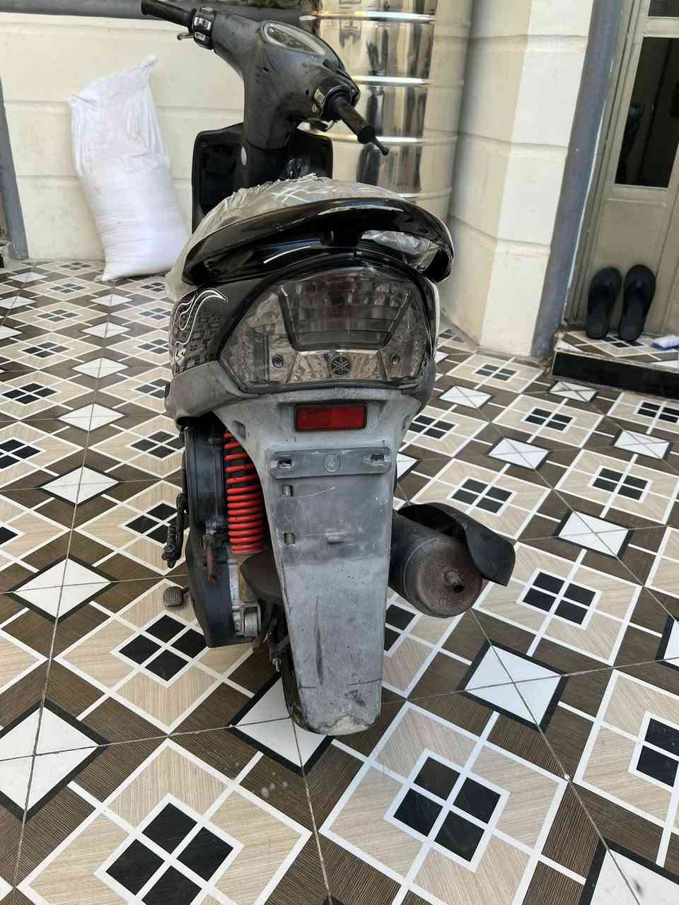 ‏دراجة للبيع ماكس عنواني بغداد جسر ديالى
***********
‏السعر 825￼
