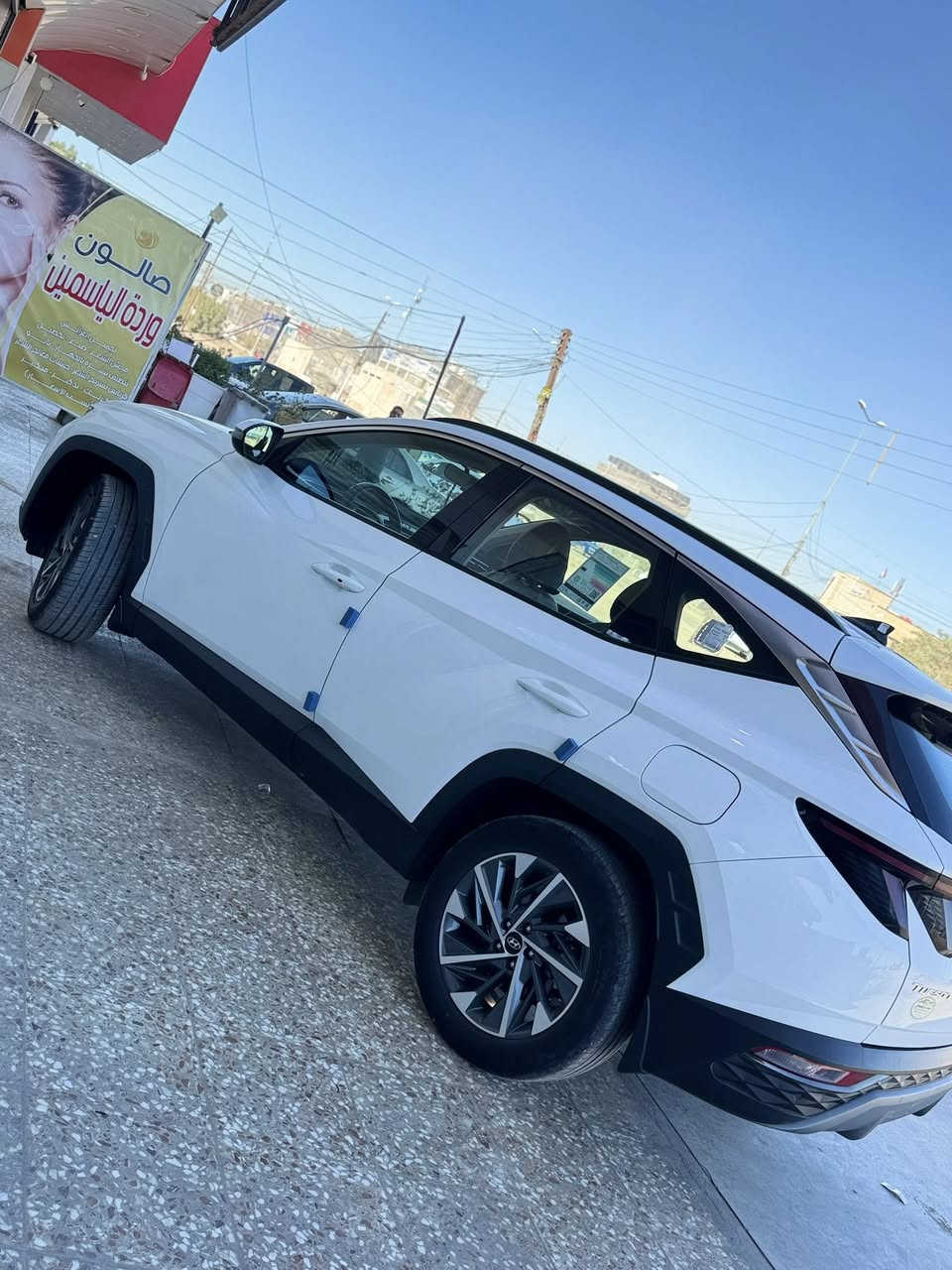 هونداي توسان موديل 2024 خليجي 
ماشيه 28 الف 
رقم بغداد باسمي 
سيارة مكفوله كفاله عامه 
عنواني ابوغريب شارع الزيتون مجاور البدور 
***********
***********
