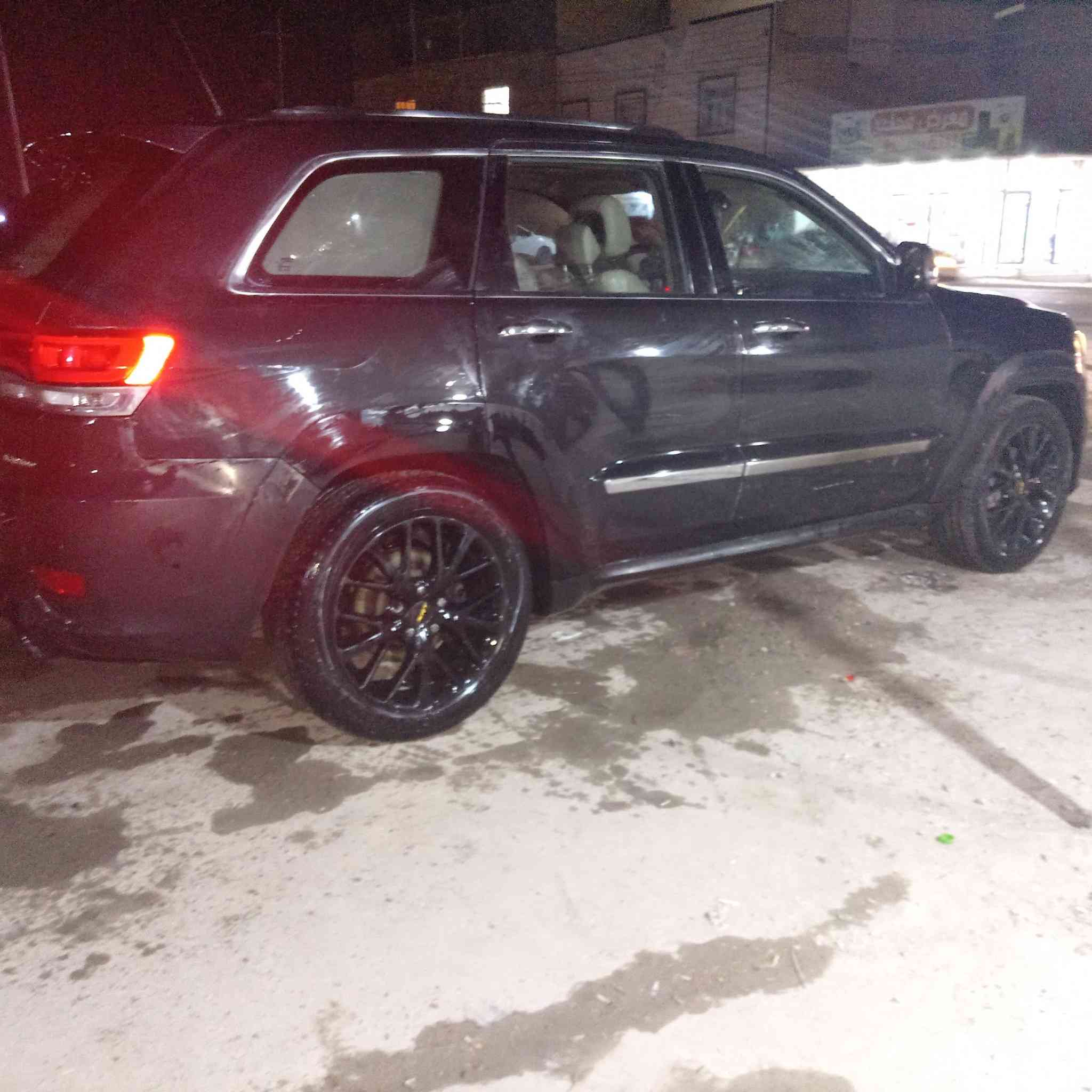 جيب لاريدو موديل ١١ بغداد رقم انكليزي جديد مكانه سماوه السعر ١٤٥ أو بيه مجال بسيط *********** بلعافيه عل اليشتري
