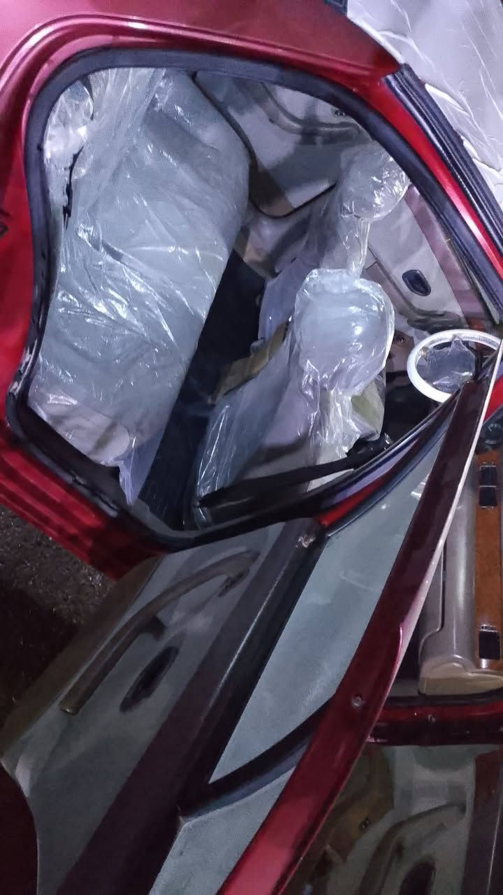 السلام  عليكم سياره سمند خير من الله تخم تايرات  كير مكينه كله نضيفه السعر 57البياع ***********
