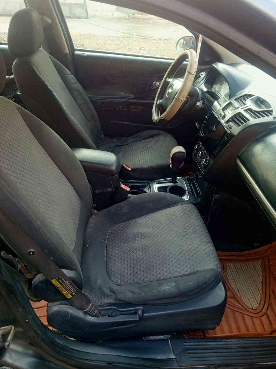 السلام عليكم:
ماليبو2006 كير اوتو
 مكينه 4 سلندر 2000 مكفولات
كهربائيات كلها شغاله 4 جام كهرباء 
تخم تاير نظيف جدا صدر امامي خلفي نظيف 
مصبوغه بدون اي ضرر
 دواخل نظيفه جداً كشنات كهرباء 
سيارة باسمي رقم جديد هزة ما منتهيه
مكاني بغداد 
السعر 48$ بي مجال حگ الجية 
للاستفسار:*********** متواجد واتساب
