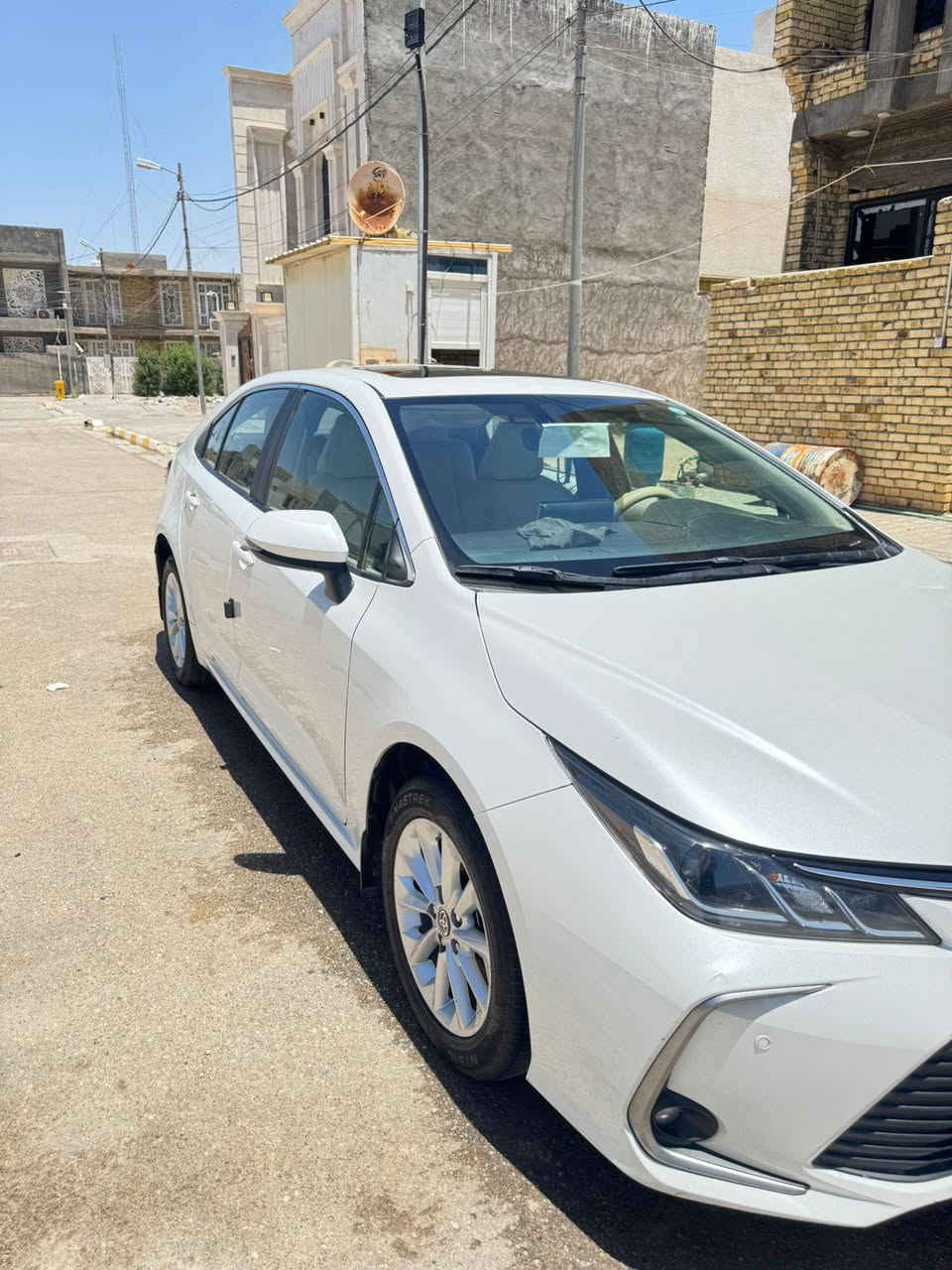 سلام عليكم
كورلا 2022 خليجي رقم اربيل باسمي السيارة كفالة ما عدا جاملغ جهة السايق صبغ وتبديل كير مكينة كفالة
فول مواصفات ماشية 67 
مكان السيارة كوت مركز المدينة
معروضة ب165$ وبيه مجال للشراي
السيارة شركة ساز بانزين اصل 
للاستفسار رقم راعية *********** واتساب+اتصال
