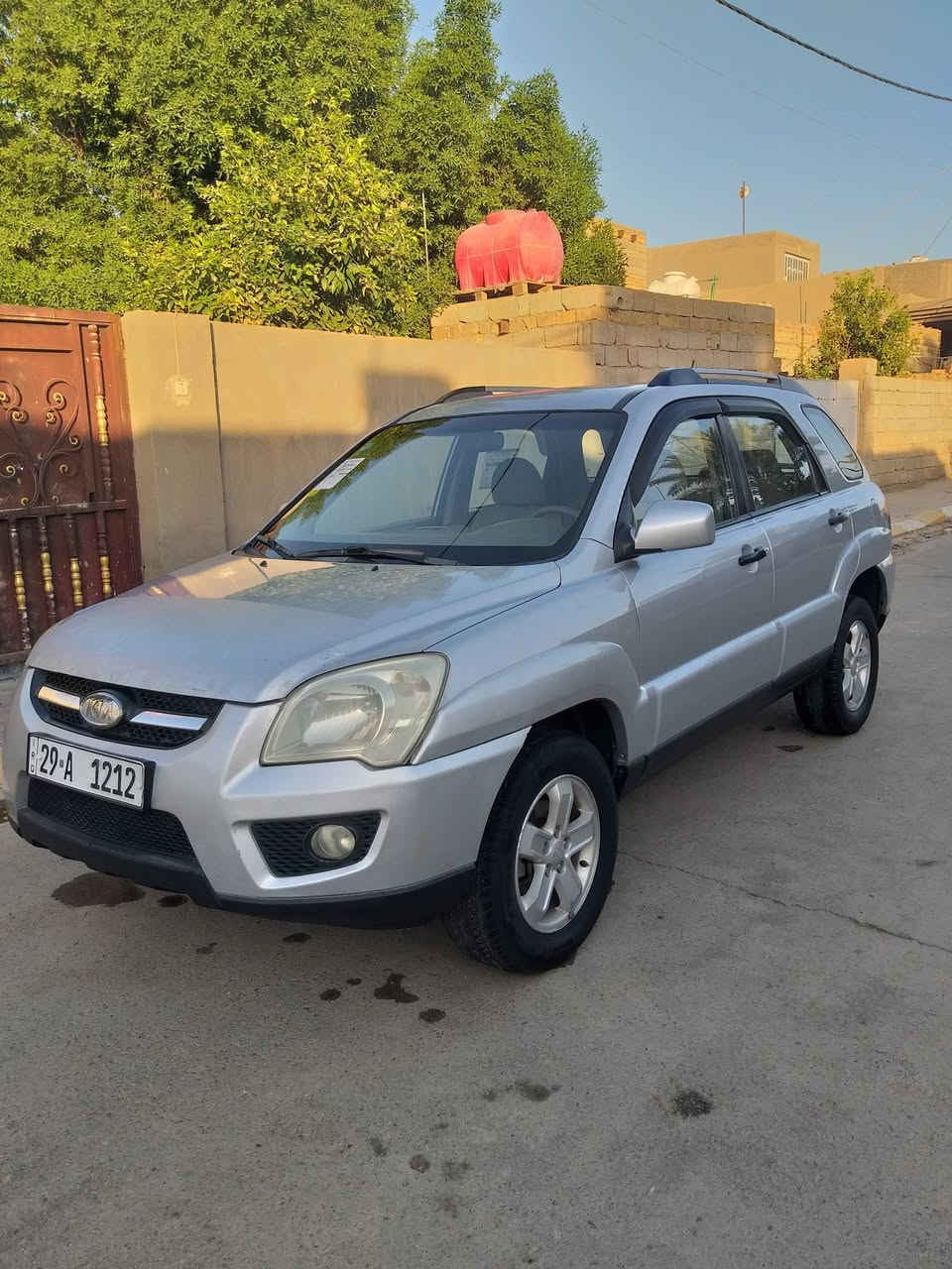 كيا سبورتج 2009 خليجي رقم واسط
 مميز بأسمي مكفوله 
 ( السيارة فول مواصفات خليجي )
فتحة سقف سلايت روف
مكينة 2000 
داخل بيجي وصاج
دسك امامي خلفي
بلاجكتور امامي 
 اي بي اس 
نظام حماية 
سويجات 2
***********
