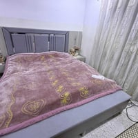 غرفه لبيع مستعمله شهرين فقط سعر 925 وبيه مجال قليل شراي اتصل ع رقم 077...