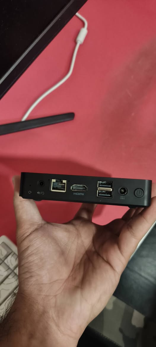 السلام عليكم
mini pc مني بيسي للبيع
مواصفات مذكوره داخل الصور
جديد جدا 
ماعرف شكد سعره بصراحة
‏‪***********‬‏ متواجد واتس و فيس
مكان بغداد
