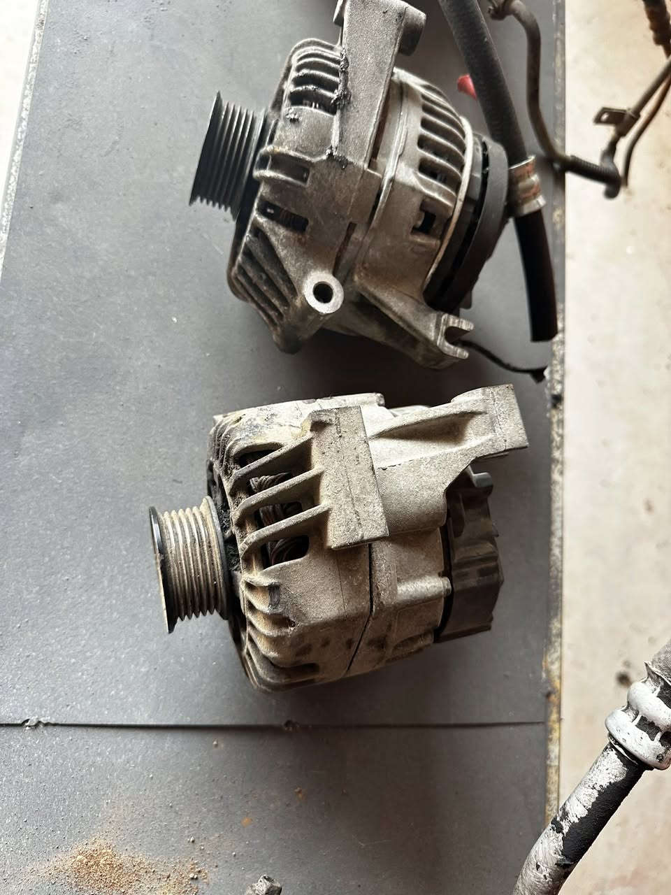 سلام عليكم متوفر قطع غيار امبالا و بلاندر و بأسعار مناسبة 📱***********
