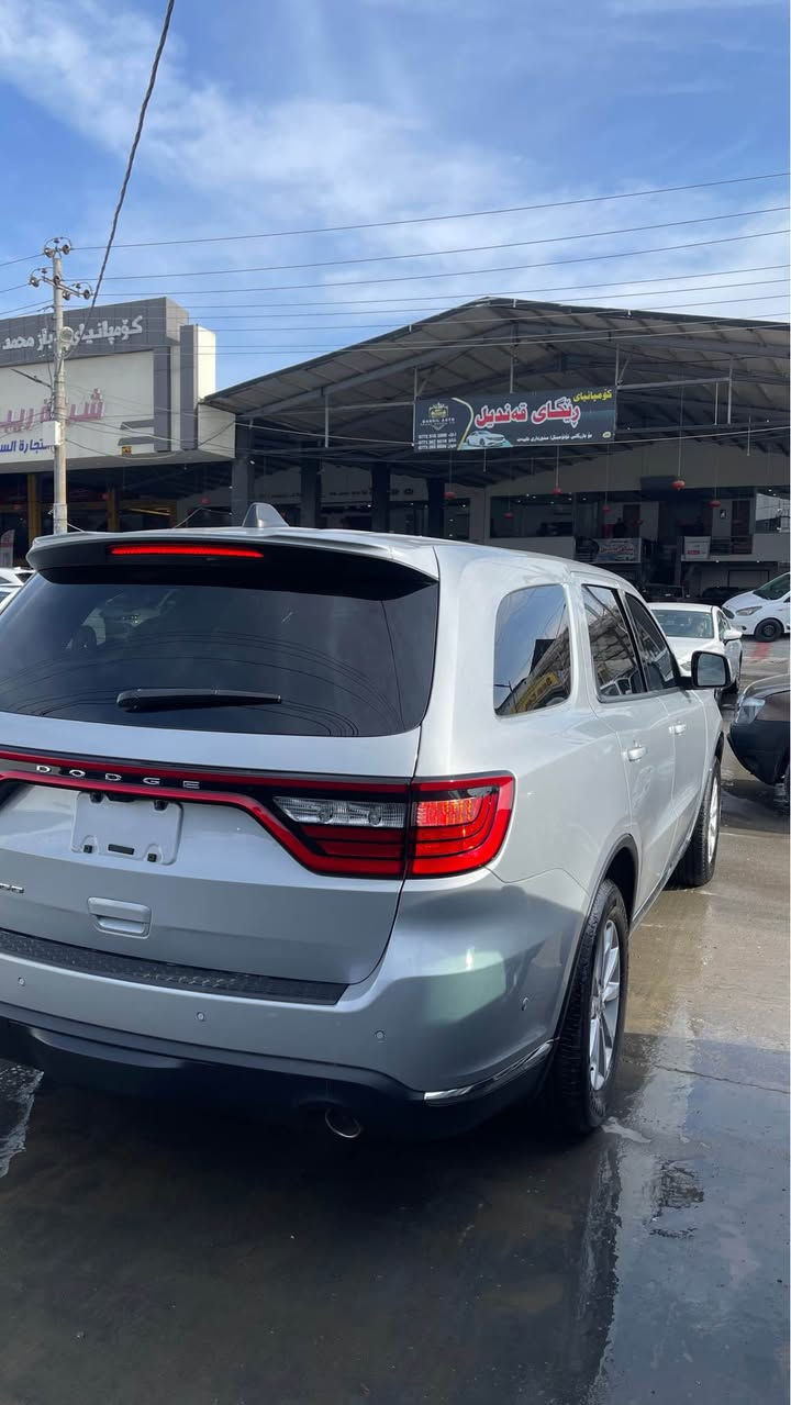 Dodge durango police
دۆج دۆرانگۆ 2024 مواسەفات  

مەکینەی V8 فۆرویل 5.7L
ژمارە کاتی 
تەنها ٨٠٠٠ هەزار کیلۆمەتر ڕۆیشتووە 
حسابی سفری بۆ بکە 

گێر ئۆتۆماتیک 
ئاوێنە کارەبا 
ڕادار 
دەبڵ ئەکسل 
کامێرا 
حاسە 
شاشە 
ئاوێنە ڕادار 
لایت زینۆن 
ڕادار پێش و پشتی 
لایت زینۆن 
لایت لید 
سندوق شەفت
زۆر مواسەفاتی تر 
لەسەر دەقی شەریکە ماوەتەوە 
هیچ مەسرەفێکی تێدانیە 
زۆر پاک و خاوێن 
هەموو گیانی بەشەرت 
تەنها یەک چەمەلغی بۆیاخە
گێر و مەکیەنەی بەشەرت نەکراوەتەوە 
برغۆی بانەدراوە لەسەر دەقی شەریکە 
هیچ کێشەیەکی تێدا نییە 

شوێن سلێمانی
***********
***********

‏Dodge Durango.
Police
الموديل : 2024 
عداد المسافة :8 الف مايل

حجم المحرك :V8 5.7)L)

الضرر :جاملغ سايق

‎بدون رقم وشرط الترقيم ( اربيل - دهوك - سليمانية )

ماشي ٨٠٠٠ ألف فقط 
كراسي جلد 
حساس خلفي
كامره خلفيه
شاشه
بلاجيكتور 
ويل كروم
بصمه تشغيل
تشغيل عن بعد
تحكم ستيرن
نضام ايكو نورمال سبورت
تبريد خلفي

مانع انزلاق
اوتو ستارت
7 راكب
صندوق كهرباء
وبقية المواصفات المعروفة 

العنوان :

‏‎للاتصال والاستفسار 
***********
*********** السليمانية, العراق
