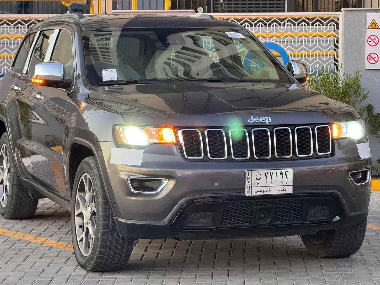 وارد امريكي  حادثها صفحه الصدر سونار بيها
باب السايق امبدل ومصبوغ 
مواصفات 
بصمه 
شاشه 
كأمره 
تحكم ستيرن جهتين 
سلايت روف 
قطعتين تبريد 
رادار 
محرك 3600
سونار بيها سياره جاهزه بدون نقص 
مكانها بغداد الجهاد 
السعر 195 $ بيه مجال 

***********  📞

رقمي ***********
