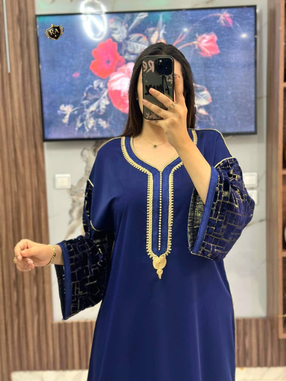 🟤💫  *جديد  new* 💫🟤
________________________________________
🟠قفطان  فصالة مخزنية 🛎 أنيق للافراح و المناسبات 
🟤ثوب كريب سامبل و كمام مبرة ثليجة حرة ✨من النوع الممتاز رطب و طايح 
🟠مخدوم بلقيطان و بالسفيفة أصلية 
🟤مطروز بالطرز كاطفيل ورباطي  بجودة و إتقان 
🟠⚡متوفر بألوان رائعة ⚡⚡

🟤المقاسات ⬇️⬇️⬇️⬇️
الطاي 1:    M   L   XL
الطاي 2:    XXL 3XL 4XL


**إذا كنت صاحب هذا الإعلان وتريد حذفه لأي سبب، رجاءا أرسل رسالة إلى الدعم الفني**