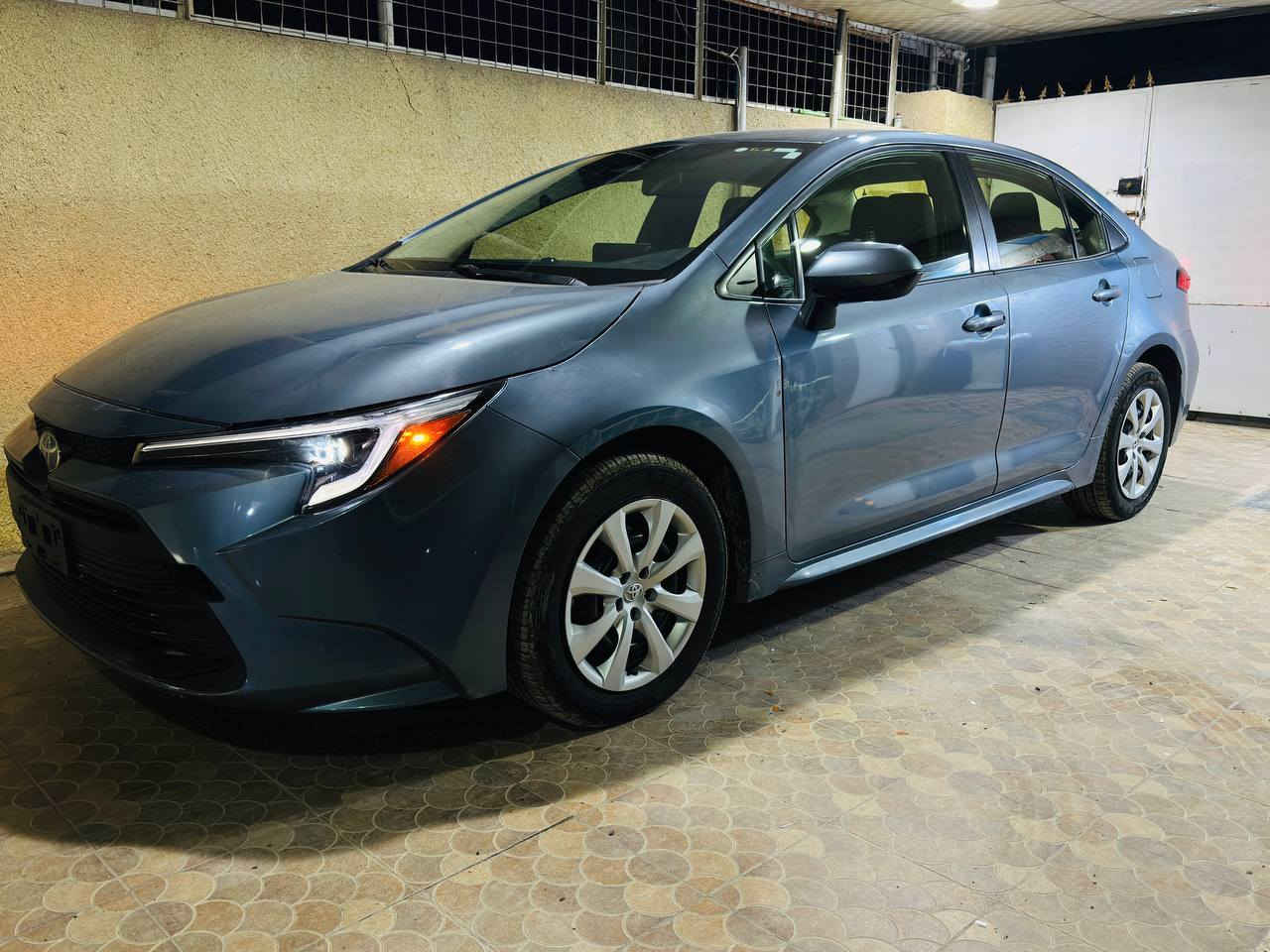 السلام عليكم للبيع كورلا 2024Le هايبرد وارد امريكي دخول جديد رقم فحص ايرباك دركة وبردة ماشية 26 الف صور الضرر موجودة بالمنشور بيها تبديل جاملغ امامي ايمن وبنيد اصلي نفس اللون السعر 157 وبيها مجال مكان السيارة بغداد ابو غريب ***********
