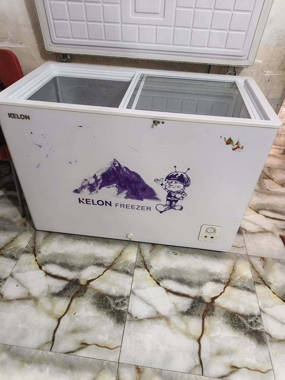 مجمدة للبيع متر وربع
٢٥٠ وبيها مجال لمعرفة التفاصيل مراسلة الصفحه خاص


**إذا كنت صاحب هذا الإعلان وتريد حذفه لأي سبب، رجاءا أرسل رسالة إلى الدعم الفني**
