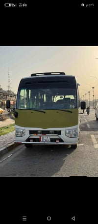 حملتنه أن شاء الله يوم الجمعة الصبح إلى النجف وكربلاء والرجوع السبت ال...