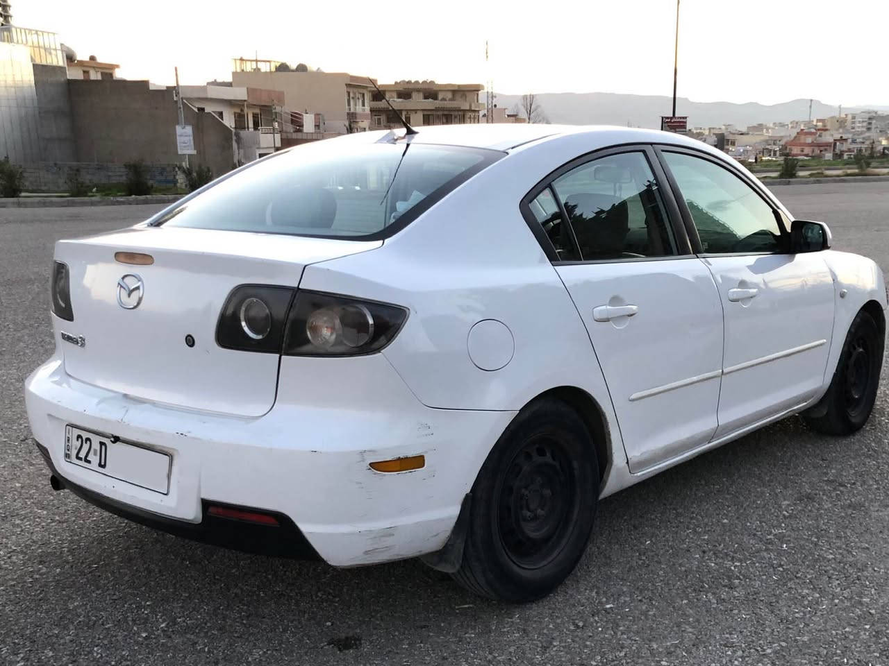 بەناوی خوای گەورە
کوردی و عربی
جۆرە سەیارە
مازدا ٣ مۆدێل ٢٠٠٧ خلیجی
بێ بۆیاخ تەنها کەمێ بۆیاخی سەقف و بۆنید هەڵی داوە چونکە بۆیاخ تەنکە
سەنەوی نویە تا ٢٠٢٩ بە ناو خۆمەوەیە و ژمارە هەولێرە و سەیارەکە لە سلێمانیە 
تەقە و رەقە و تەحویل  و غرامە بەشەرت 
چوار جام کارەبا + قفڵ مەرکەزی + ABS + گێڕ ئۆتۆماتیک و عادی + تەبرید سارد و گەرم + ئاوێنە کارەبا + شاشە ئایپاد + چوار تایە تازە + لایت عەدەسە و ئۆتۆماتیک .
ژمارەی خاوەنی ئۆتۆمبێل
————-
***********
عربی

بسم الله الرحمن الرحيم
نوع السيارة:
مازدا 3 موديل 2007 خليجي
السيارة بدون صبغ
الفحص (السنوية) جديد لغاية سنة 2029 باسمي، ورقم السيارة أربيل، والسيارة موجودة في السليمانية.
ضربة وضرر وتسليم وغرامة بشرط.
المواصفات:
أربع نوافذ كهربائية + قفل مركزي + ABS + ناقل حركة أوتوماتيك وعادي + تبريد بارد وحار + مرايا كهربائية + شاشة آيباد + أربع إطارات جديدة + أضوية عدسة وأوتوماتيك.
رقم صاحب السيارة:
*********** السليمانية, العراق
