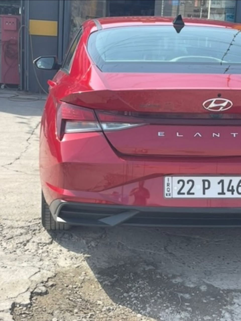 اسلام عليكم 
النترا امريكي 
موديل 2023 
مواصفات فول عدا الفتحه 
حساسات بصمه
رادارات نقطة عمياء 
السعر 140 ورقه
 
مكانها بغداد الغزالية 
***********
