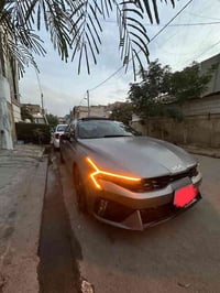 السياره كلش جديده وحلوه وبالحيقيقه احلا من الصور المواصفات: • الموديل:...