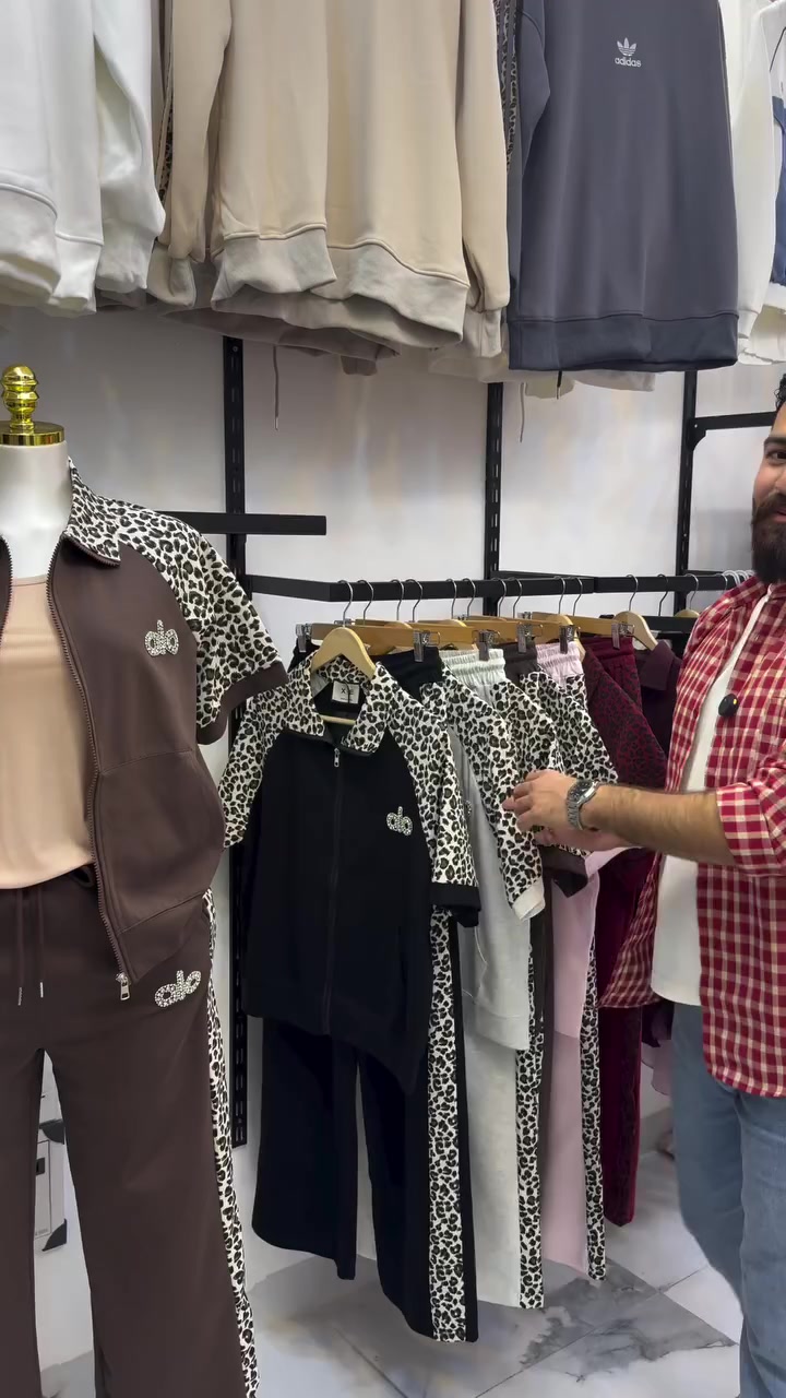 العنوان/خانقين-شارع المزرعه-مجمع روتانا الطابق الثاني

موديل اليوم من شركه(Alo) 
 
الموديل متوفر ب(5) الوان قياسه فري سايز يلبس من قياس m للxxl

موجود داخل محل (نوڤا) ♥️

يوجد توصيل داخل خانقين وجميع محافظات العراق

للاستفسار مراسله الصفحه والاتصال ع الرقم التالي(***********) 

    #العراق  #تراك  #خانقين  #خانقين_بومه_نزرد  #ديالى #شارع  #عراقيين
