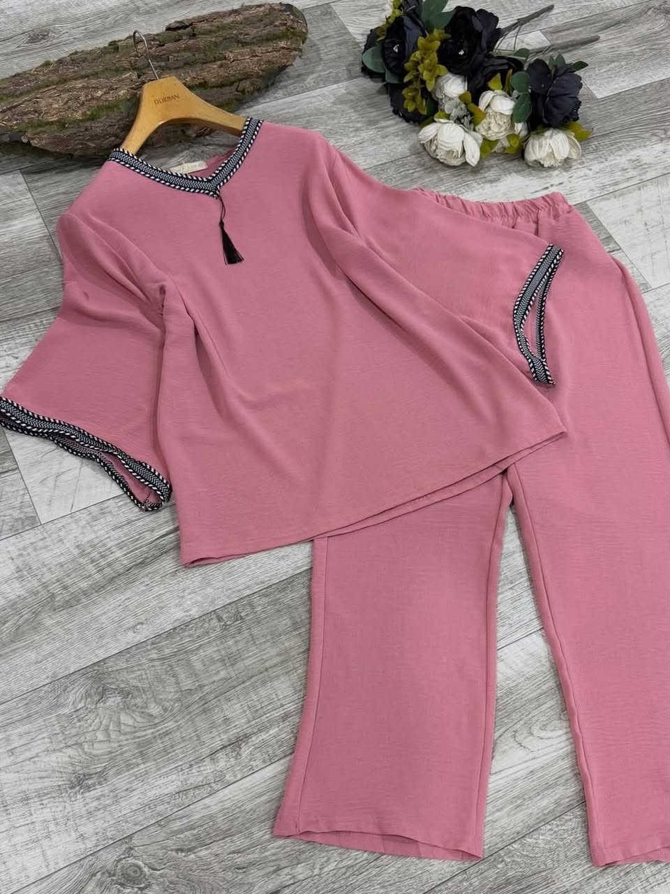 تراك ايروبين نسائي
السعر 10 الاف
القياس 2x/3x


**إذا كنت صاحب هذا الإعلان وتريد حذفه لأي سبب، رجاءا أرسل رسالة إلى الدعم الفني**