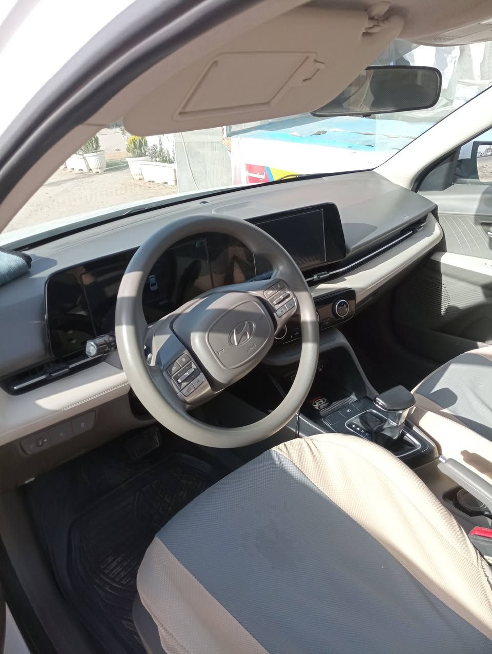 اكسنت للبيع موديل 2024فول واحد على واحد مكفوله كفاله عامه للاستفسار الاتصال على الرقم ***********
