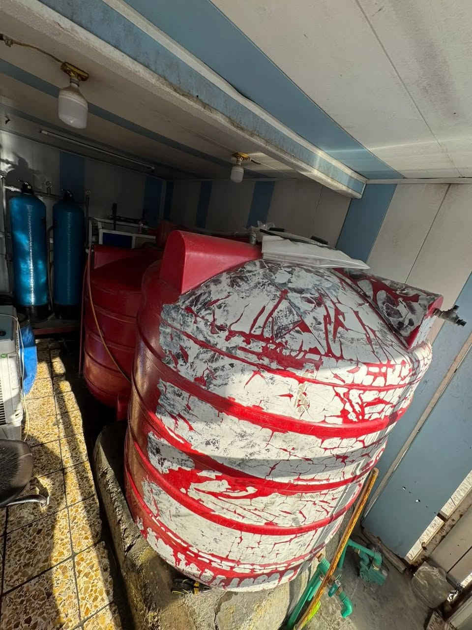 السلام عليكم محطه ام 750 لتر مع خزانات عدد اثنين السعه 3,000 لتر محطه خير من الله العنوان بغداد الامين الثانيه السعر ثلاث ملايين وبيها مجال للطيبين الاستفسار على الخاص


**إذا كنت صاحب هذا الإعلان وتريد حذفه لأي سبب، رجاءا أرسل رسالة إلى الدعم الفني**