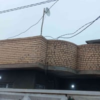 بيت البيع متكون  غرفتين  وصاله ومطبخ  ودوانيه  معه قطعه مساحته 200 متر...