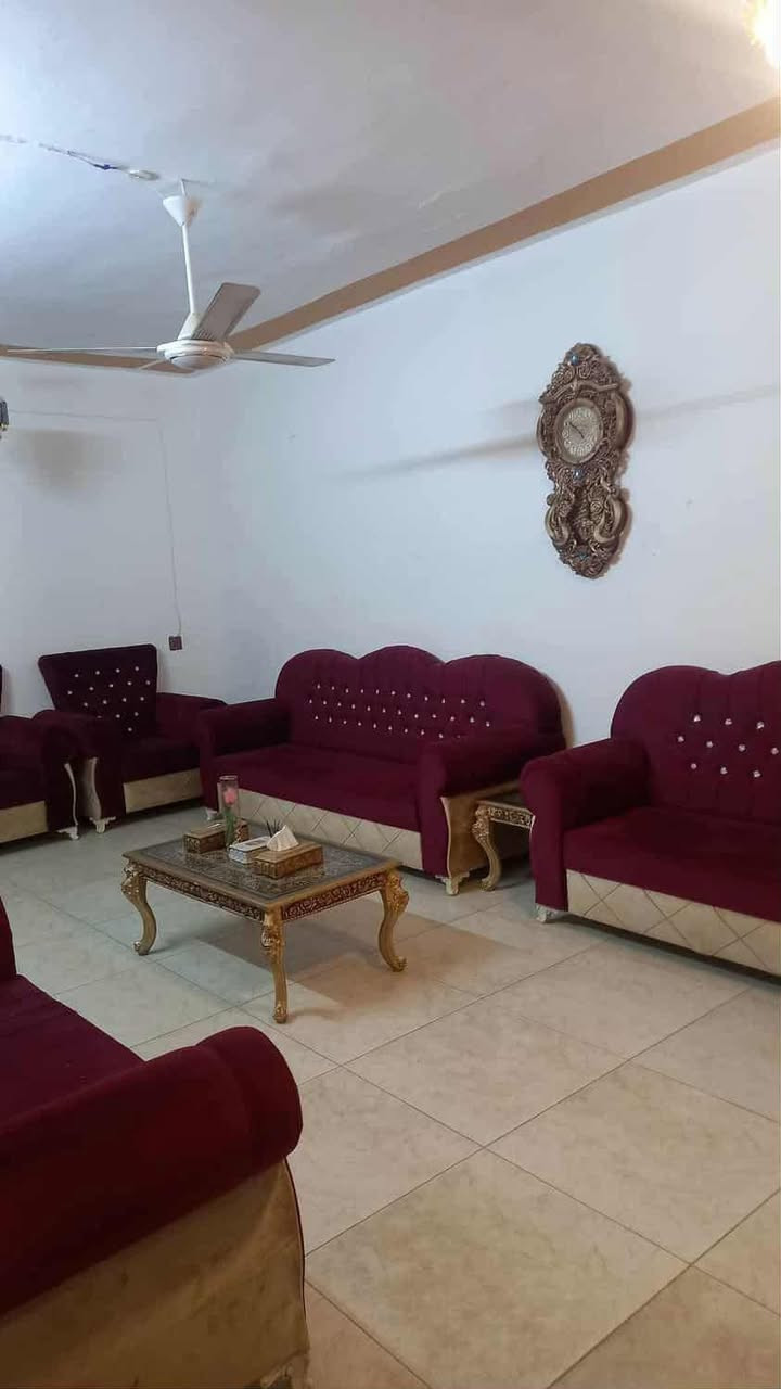 🏡 بيت للبيع في الفلوجة – حي الجغيفي الأولى

📍 الموقع: خلف معهد المجد الأهلية
📐 المساحة: 200 متر
🏠 البناء: طابق واحد
📏 الواجهة: 10 متر
📏 النزال: 20 متر
🛣️ الشارع: 8 متر

✨ قريب من جميع الخدمات
✨ موقع مميز وهادئ
✨ مناسب للسكن العائلي أو الاستثمار

💰 السعر: يُذكر عند التواصل

📞 للاستفسار: ***********
