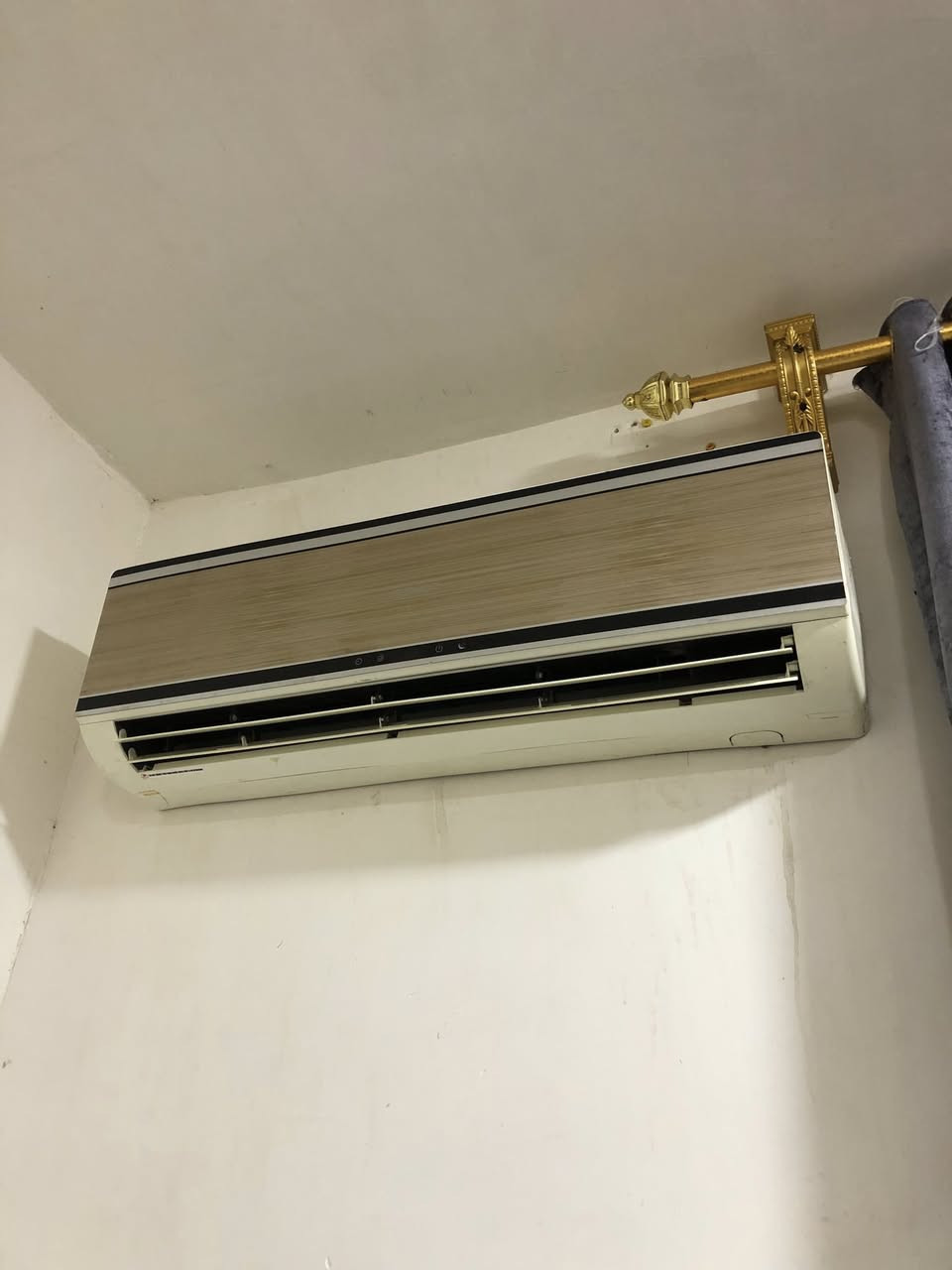 سبالت للبيع كنتوري طنين وثلث وجداريات عدد 3حجم طنين وعدد 1حجم طن ونص تفاصيلهن واسعارهن راسلني خاص وتدلل م.الرمادي البوفراج


**إذا كنت صاحب هذا الإعلان وتريد حذفه لأي سبب، رجاءا أرسل رسالة إلى الدعم الفني**