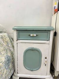 غرفه زان • سرير ٢ • ميز تواليت ٢